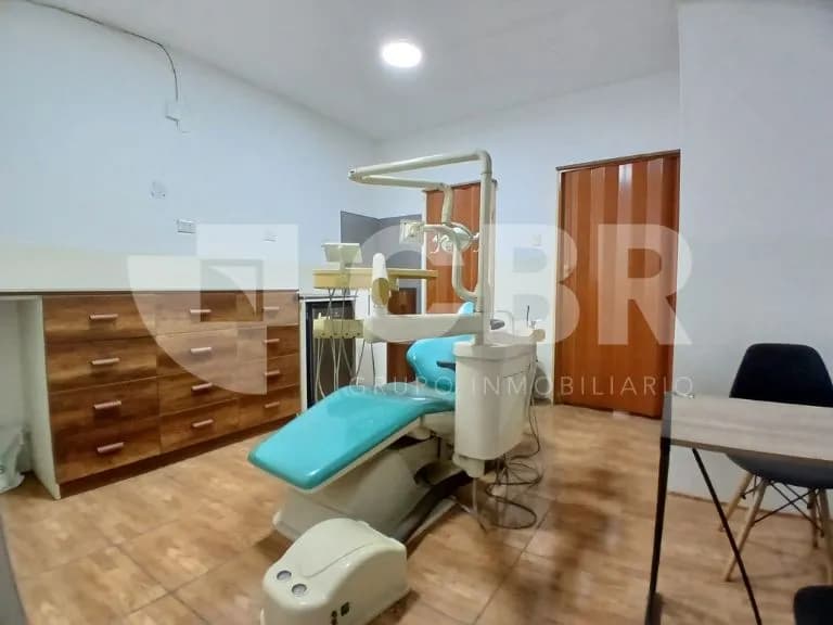 ALQUILER LOCAL COMERCIAL EN LA VICTORIA — foto 7