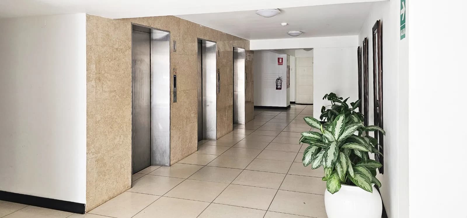 Departamento en Av. Arequipa (Cdra. 13) — foto 3