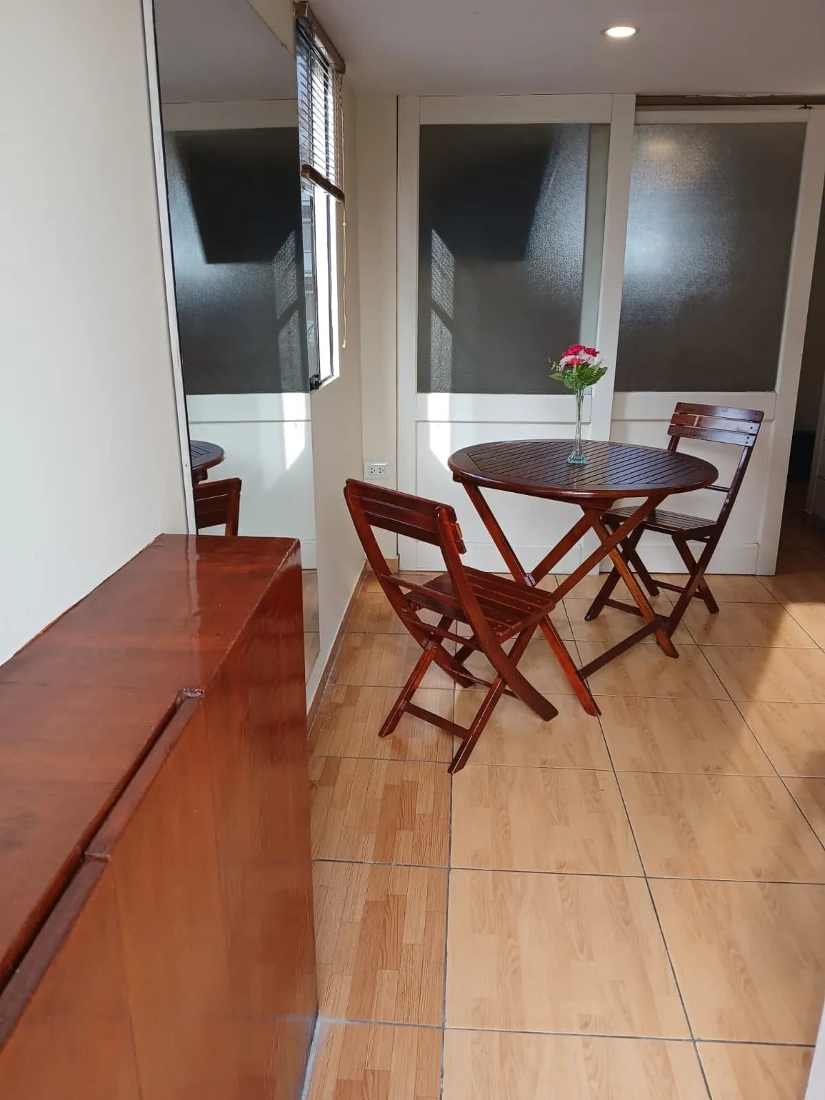ALQUILER DE MINIDEPARTAMENTO AMOBLADO PARA PERSONA SOLA O PAREJA — foto 4