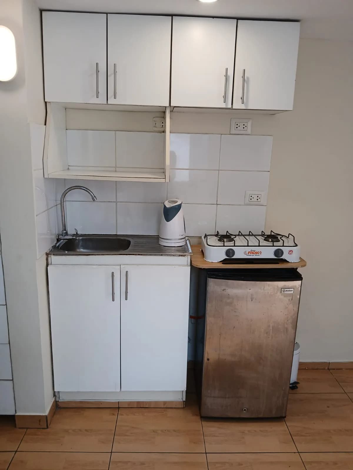 ALQUILER DE MINIDEPARTAMENTO AMOBLADO PARA PERSONA SOLA O PAREJA — foto 8
