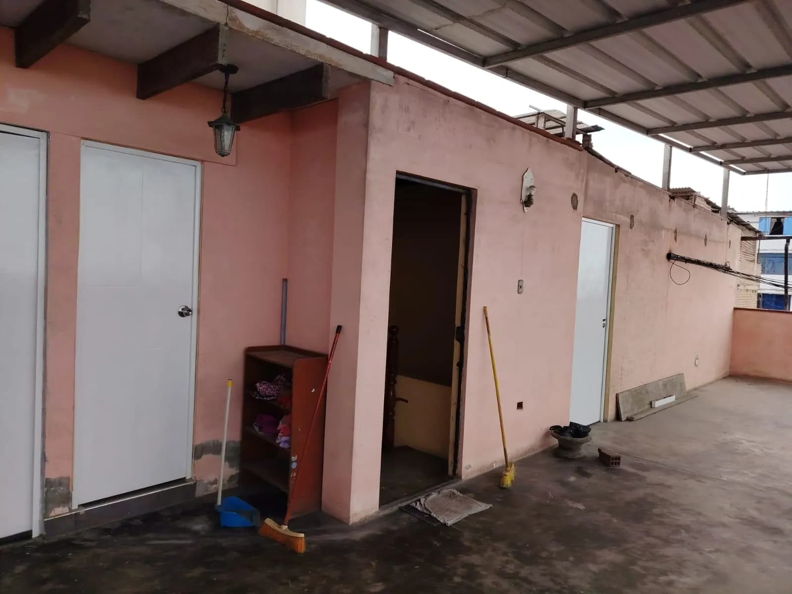 VENTA DE CASA DE DOS PISOS DE 160M2 VILLA EL SALVADOR — foto 2