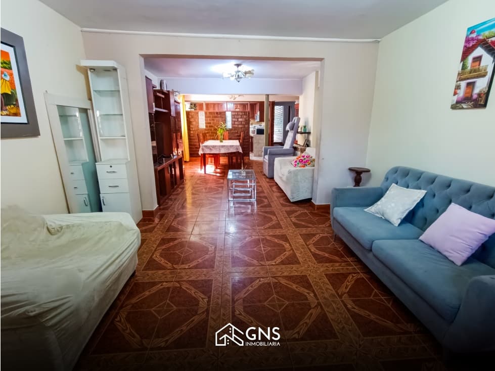 VILLA MARÍA DEL TRIUNFO - VENTA CASA REMODELADA - ÁREA 440 m2 — foto 3