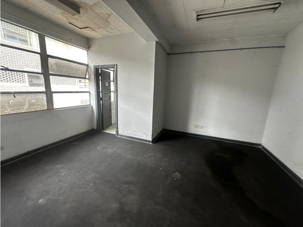 VENTA DE 4 OFICINAS EN CERCADO DE LIMA — foto 4