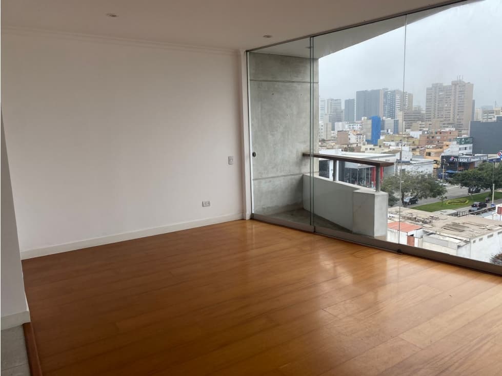 AMPLIO DÚPLEX EN MIRAFLORES — foto 6