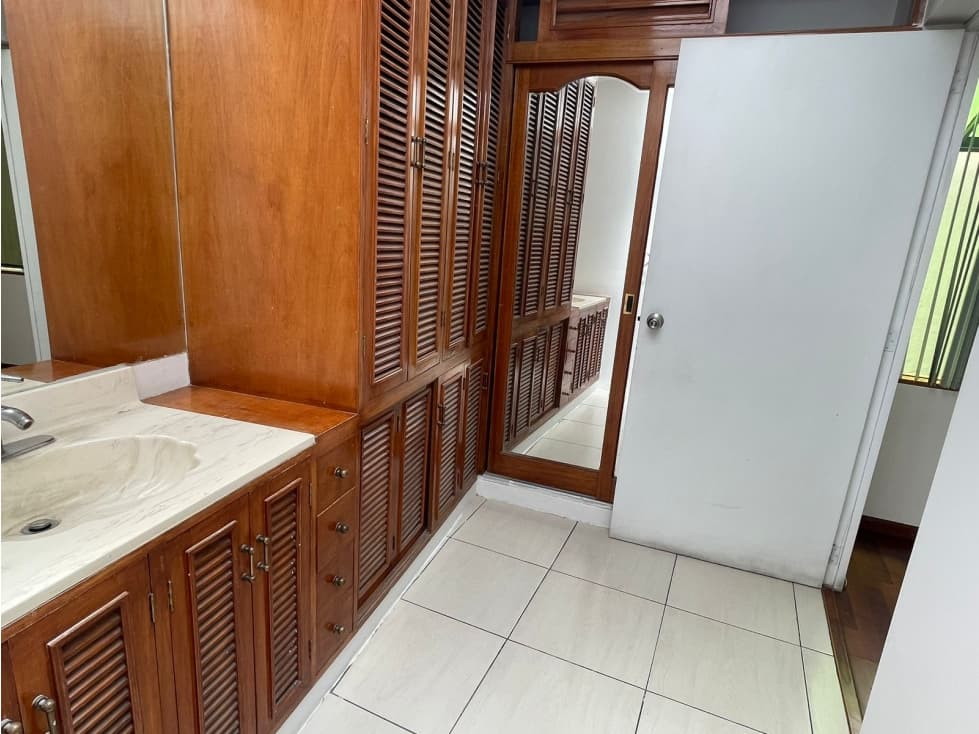 CASA EN VENTA CAYMA BAJA — foto 4