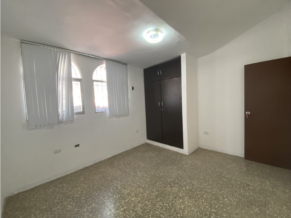 ALQUILO O VENDO CASA CÉNTRICA EN LA CLARK — foto 6
