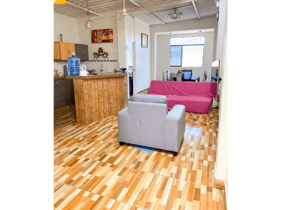 ALQUILO CASA AMOBLADA EN CASTILLA — foto 1