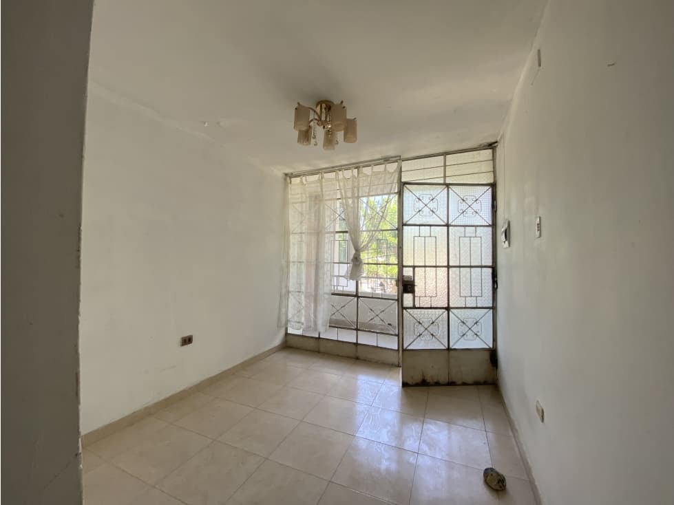 CASA DE 4 PISOS EN VENTA EN ANGAMOS — foto 2