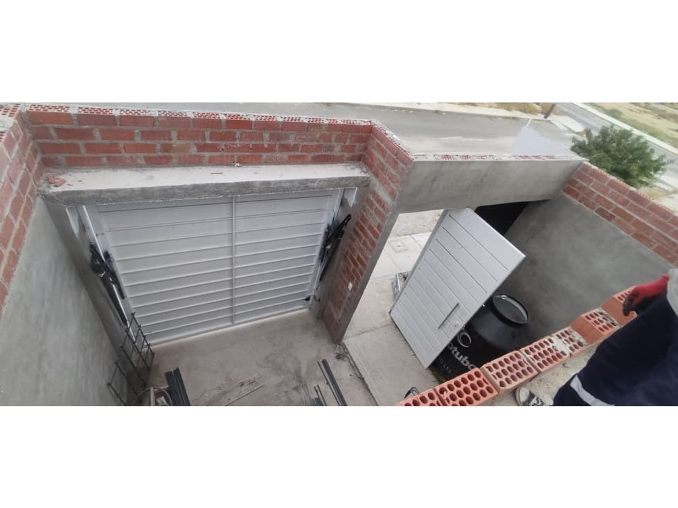 VENDO CASA SEMI CONSTRUIDA EN BOULEVARD PARK — foto 6