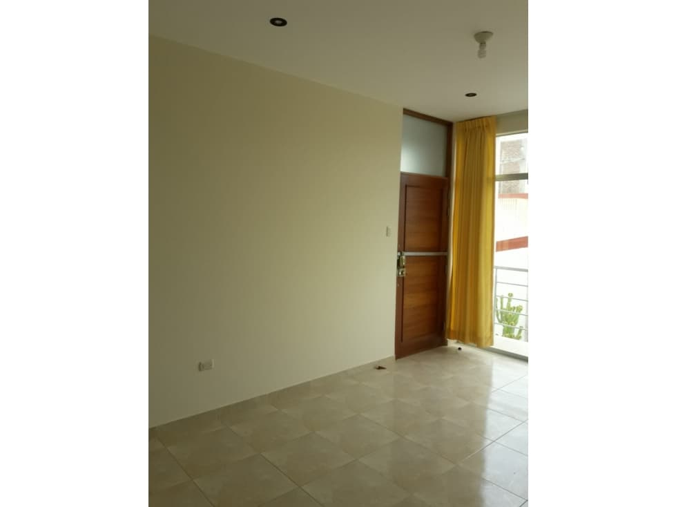 ALQUILO MINI DEPARTAMENTO EN 2do PISO SANTA MARIA — foto 2