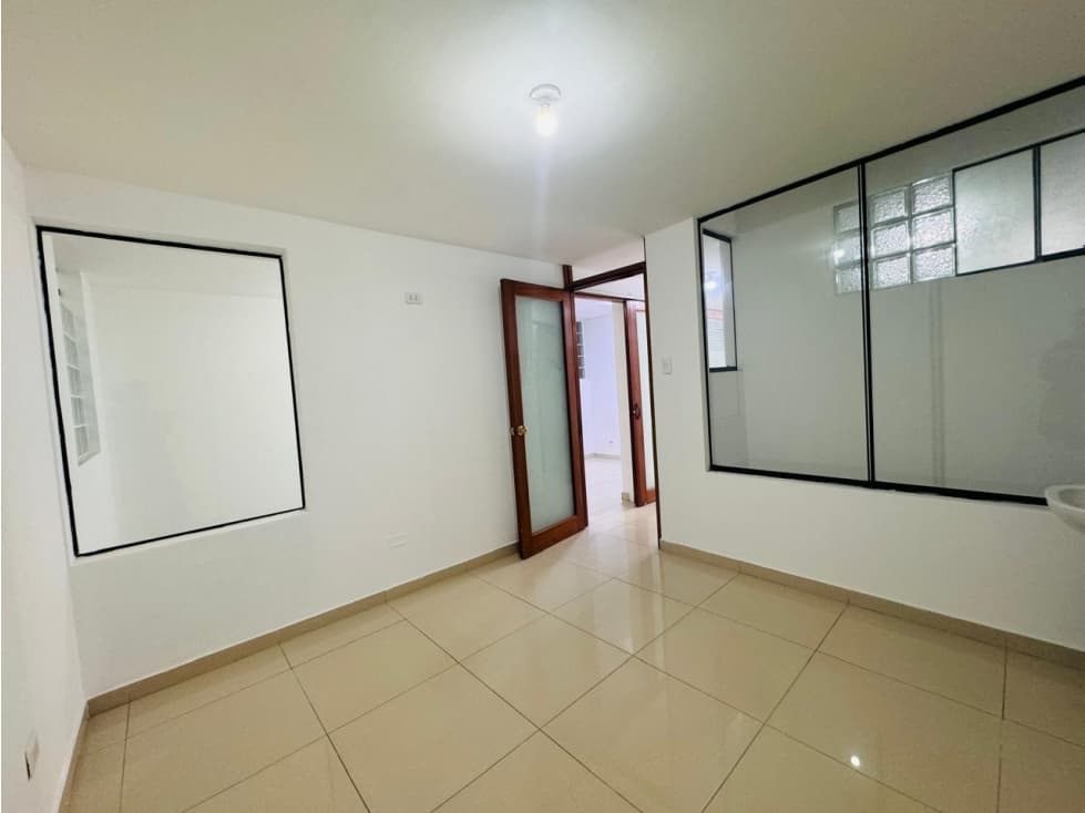 SE ALQUILA LOCAL COMERCIAL EN SAN MARTIN DE PORRES — foto 3