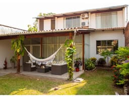 Casa moderna en la Banda de Shilcayo